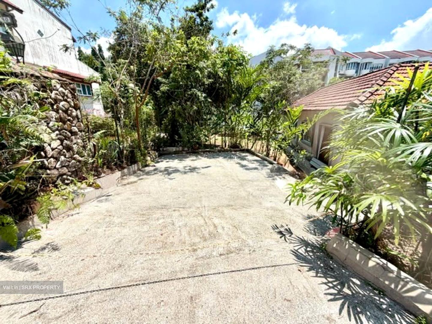 Adelphi Park Estate (D20), Terrace #611262921